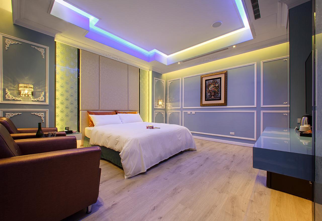 Chen He Spa Motel Lukang Bagian luar foto